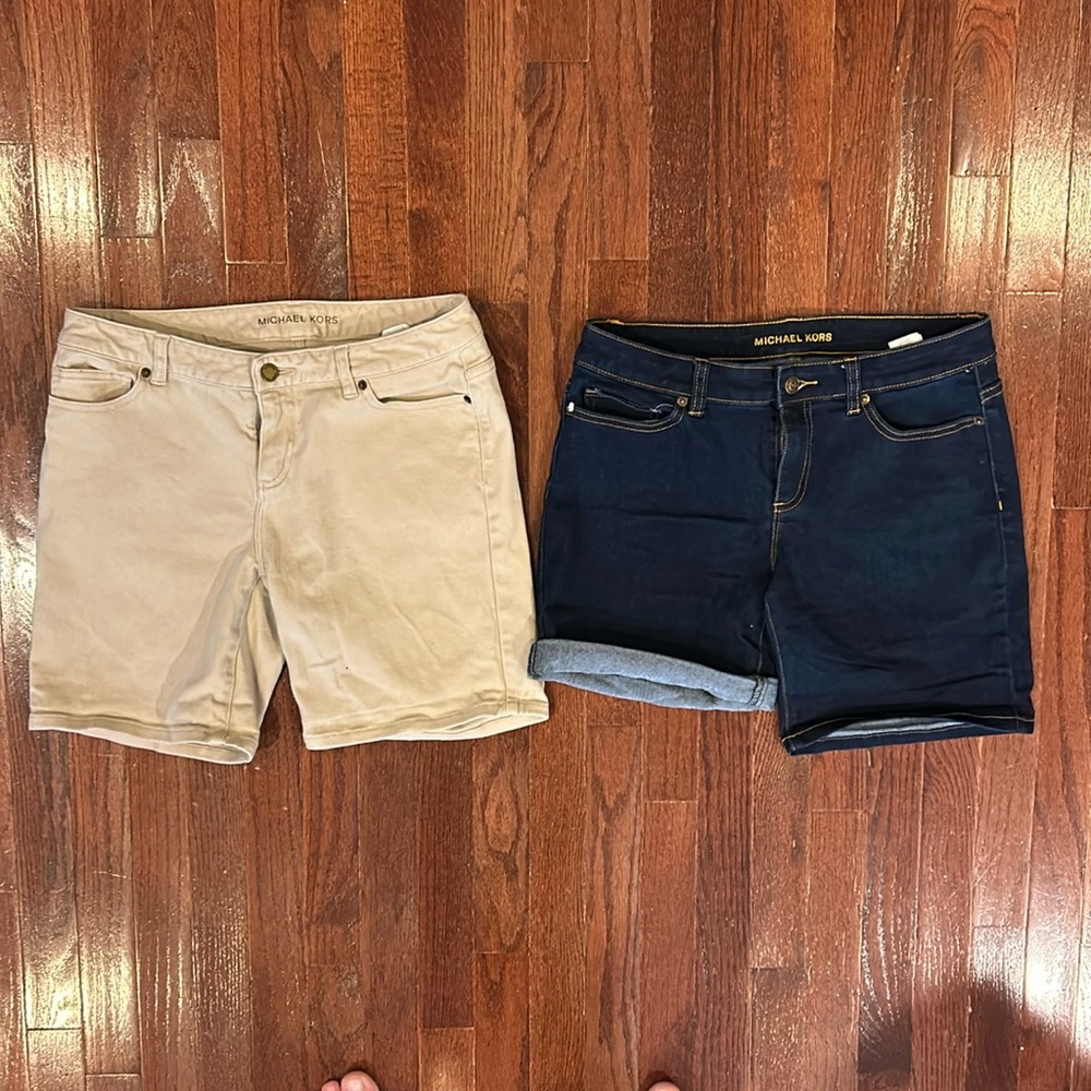 Michael Kors women’s short bundle - Picture 9 of 9